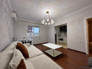 Apartament 3+1 me qera tek 21 Dhjetori prane Hotel Mondial, Tirane