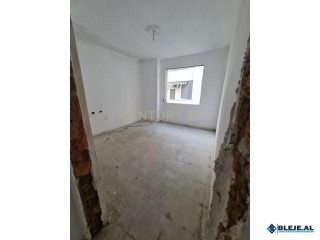 OKAZION! Apartament 3+1+2 në Shitje në Plazh, Durrës