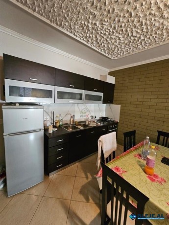 apartament-11-per-shitje-20-metra-nga-deti-big-0