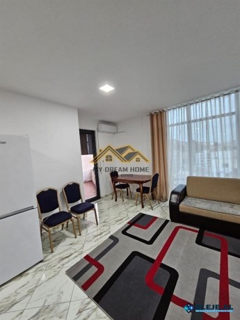 jepet-me-qira-apartament-11-ne-vollga-big-0