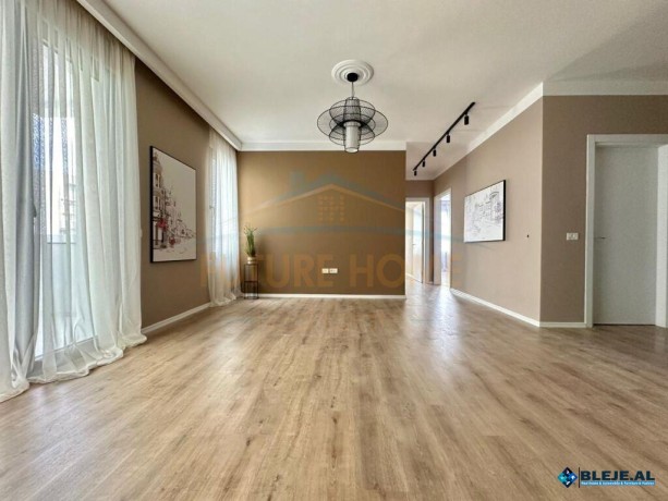 shitet-apartament-212depo-21-dhjetori-tirane-big-3