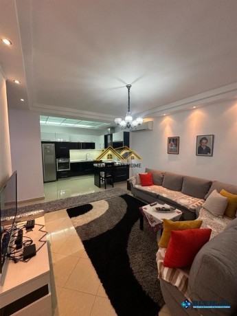 shitet-apartament-21-ne-plazhdurres-big-7