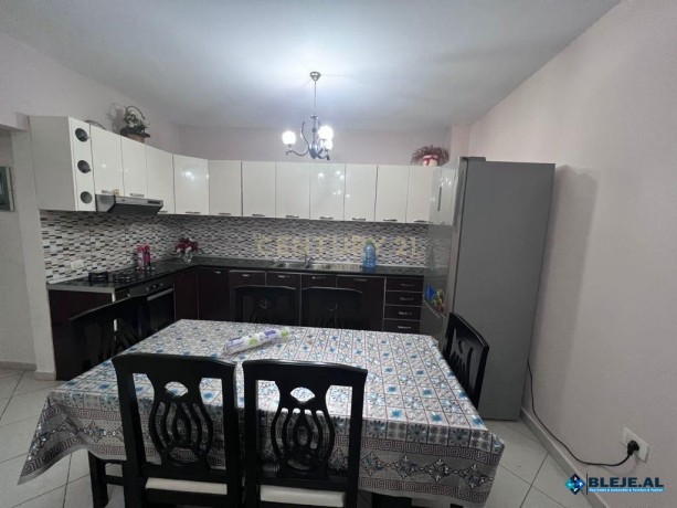 shitet-apartament-21-tek-ura-dajlanit-plazh-durres-big-2