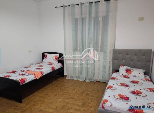 shitet-apartament-212-prane-portit-vlore-big-2