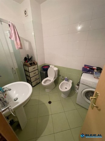 shitet-apartament-11-ne-qender-big-3