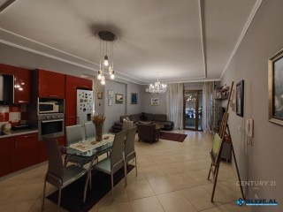 Apartament 2+1+2+Depo Për Shitje Tek Eleonora, Tiranë