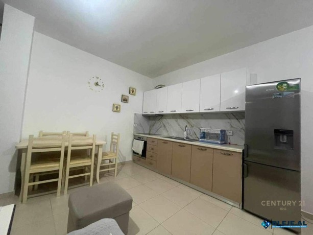 jepet-me-qira-apartament-21-ne-fresk-big-1