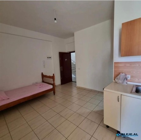 shitet-apartament-11-orikum-pallatet-e-reja-big-3