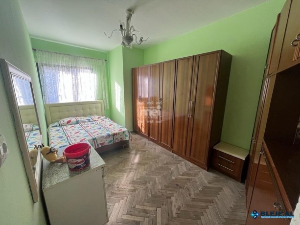 jepet-me-qira-apartamenti-21-tek-tregu-fruta-perimeve-big-3