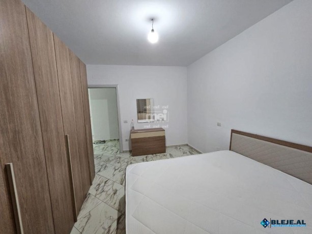 jepet-me-qira-apartament-11-ne-vollga-big-2