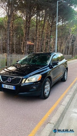 shitet-ose-nderrohet-volvo-xc-60-big-1