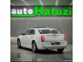 2012-chrysler-300c-small-0