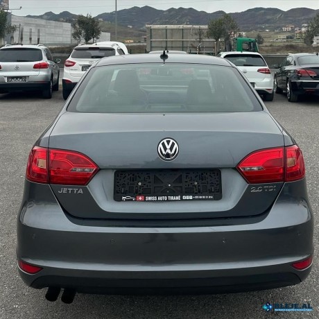 vw-jetta-viti-2013-20-nafte-automatike-big-0