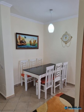 jepet-me-qira-apartament-11-ne-vollga-big-3