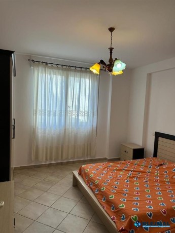 jepet-me-qira-apartament-11-ne-vollga-big-1