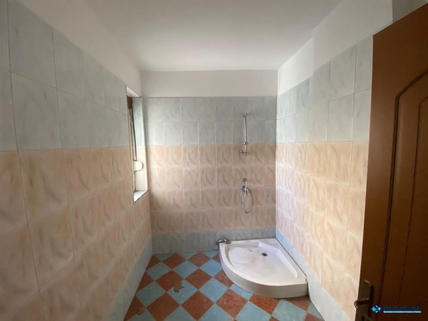 shitet-apartament-21-qender-durres-big-2