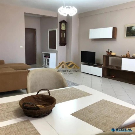 jepet-me-qira-apartament-212-ne-vollga-big-1