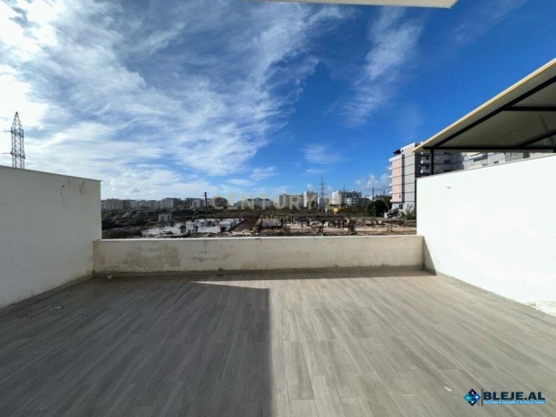 shesim-apartament-11-30-metra-verande-ne-golem-big-1