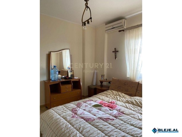 shitet-apartament-3122-ballkone-tek-ish-rajoni-ne-durres-big-2