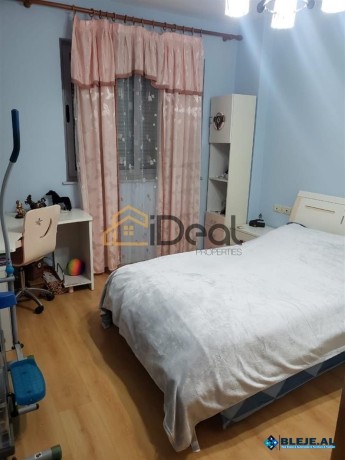 jepet-me-qira-apartament-21-prane-sahatit-shkoder-big-2