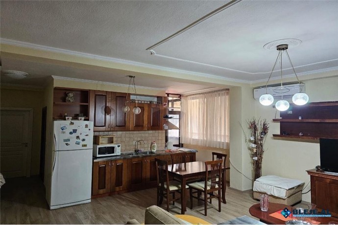 apartament-11-per-qira-tek-zogu-zi-big-3