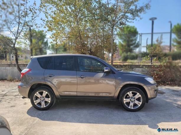 toyota-rav4-automat-2009-nafte-big-2