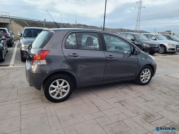 toyota-yaris-13-benzin-big-1