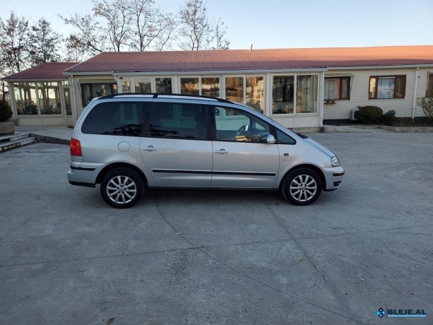 vw-sharan-automat-18-benzin-2010-zvicra-big-1